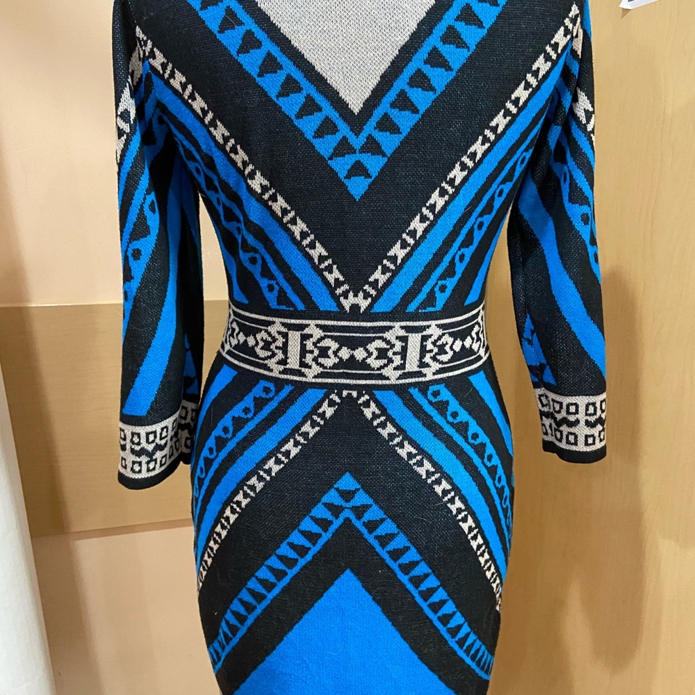 Flying Tomato Scoop Neck Geometric Fitted Long Sleeve Sweater Dress